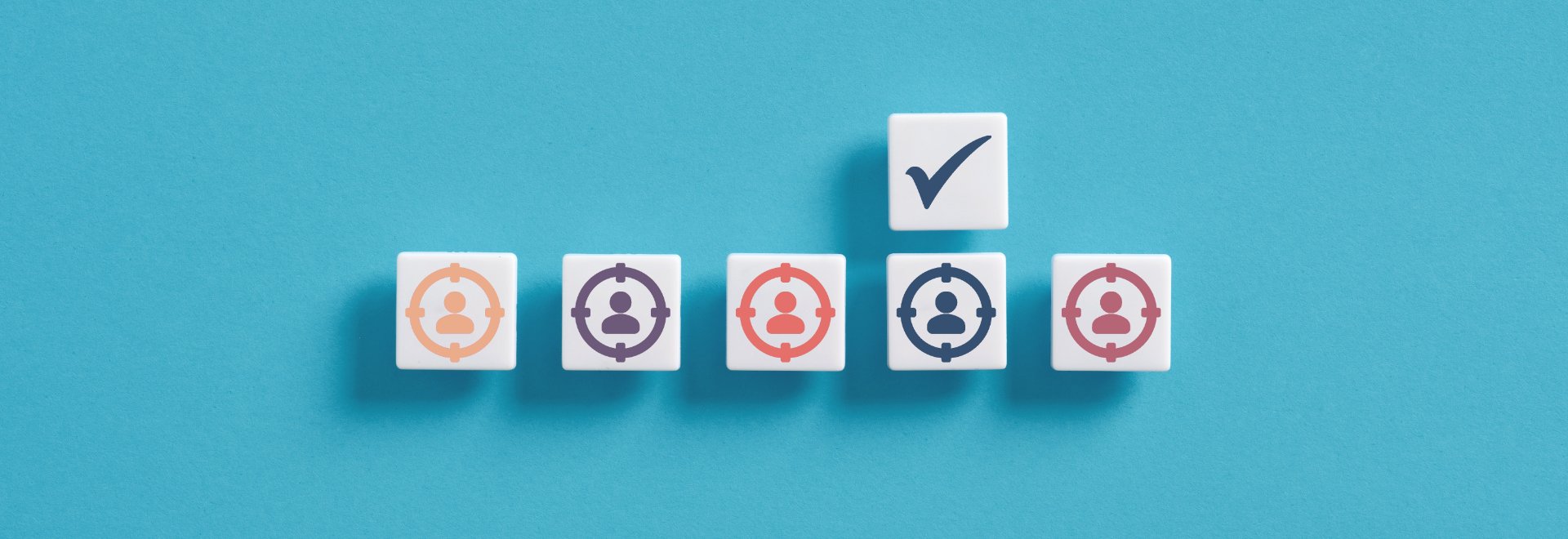 Egyáltalán mi is az a buyer persona, és miért nem szabad nélküle marketingre költeni? Hogyan lesz olcsó a marketing, ha ismered őket? Definíció, meghatározás.